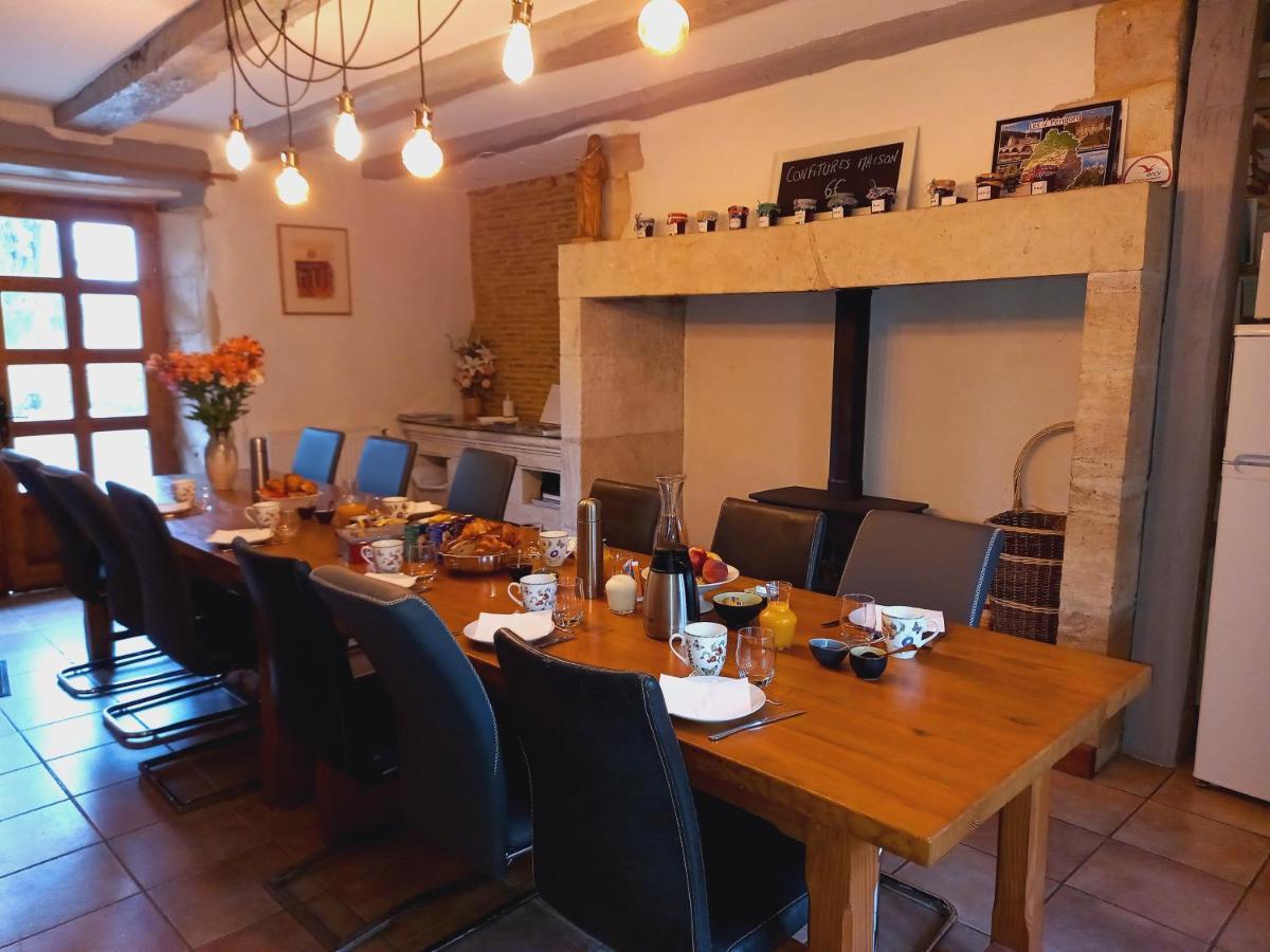 Au Pays De Jacquou : Chambre D'Hotes Et Table D'Hotes Fossemagne ภายนอก รูปภาพ