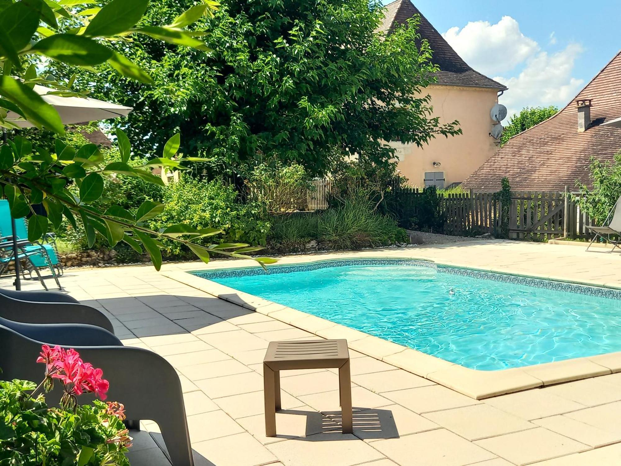 Au Pays De Jacquou : Chambre D'Hotes Et Table D'Hotes Fossemagne ภายนอก รูปภาพ